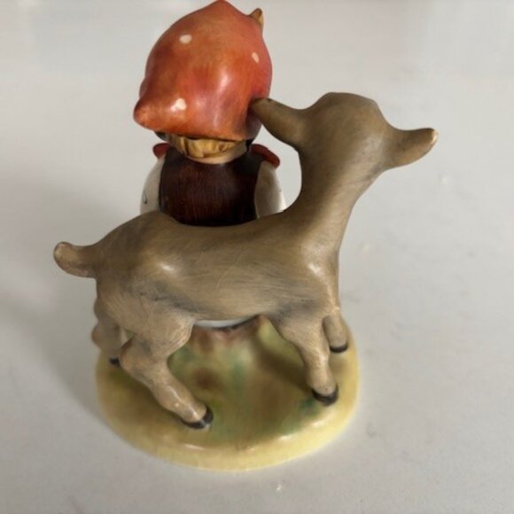 Hummel - Germany - Good Friends #182 TMK 3 EXCELLENT Condition - Picture 2 of 3